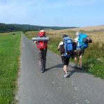 Franziskanische Wanderung zum Kloster Engelthal mit dem Franziskuskreis 2019 auf dem Weg